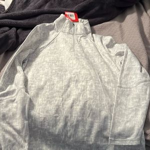 NWT - North Face 1/4 zip long sleeve